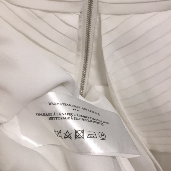 ✨ Moving sale 🚗- Cameo the Label White Slow Motion Mini Dress, Size M - Picture 10 of 12